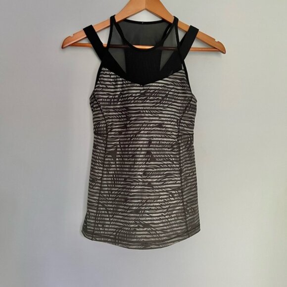 Lululemon Run In The City Tank Size 4 - Picture 1 of 6